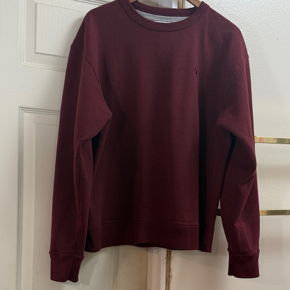 Women's Crewneck Sweater in Burgundy